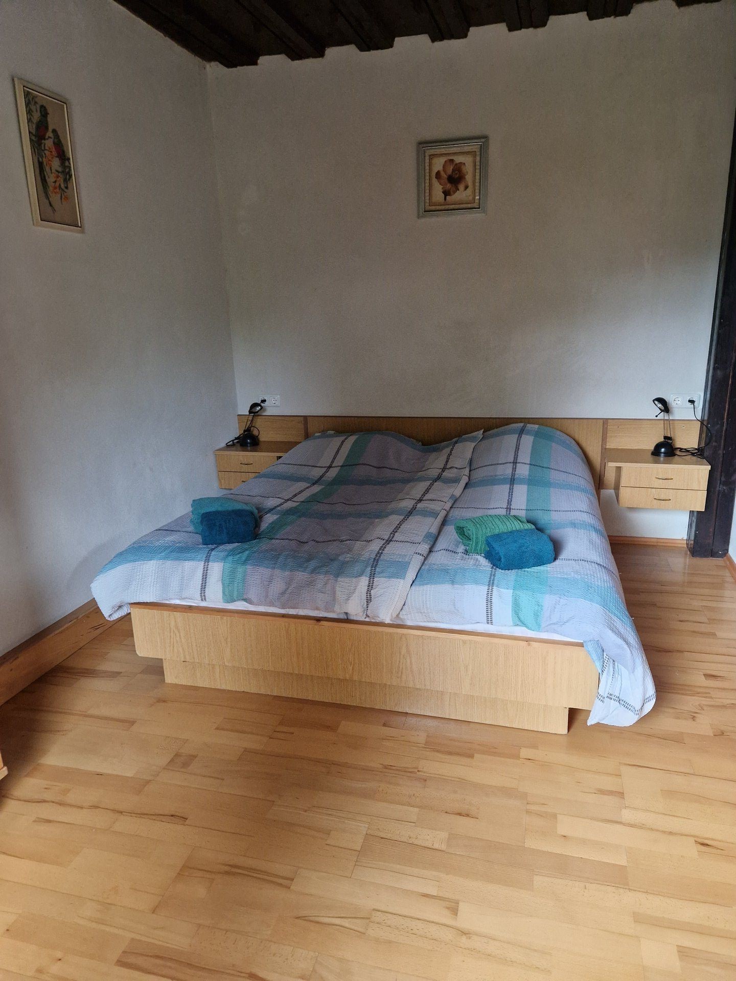 Zaunerhof - Bright bedroom with wooden floor