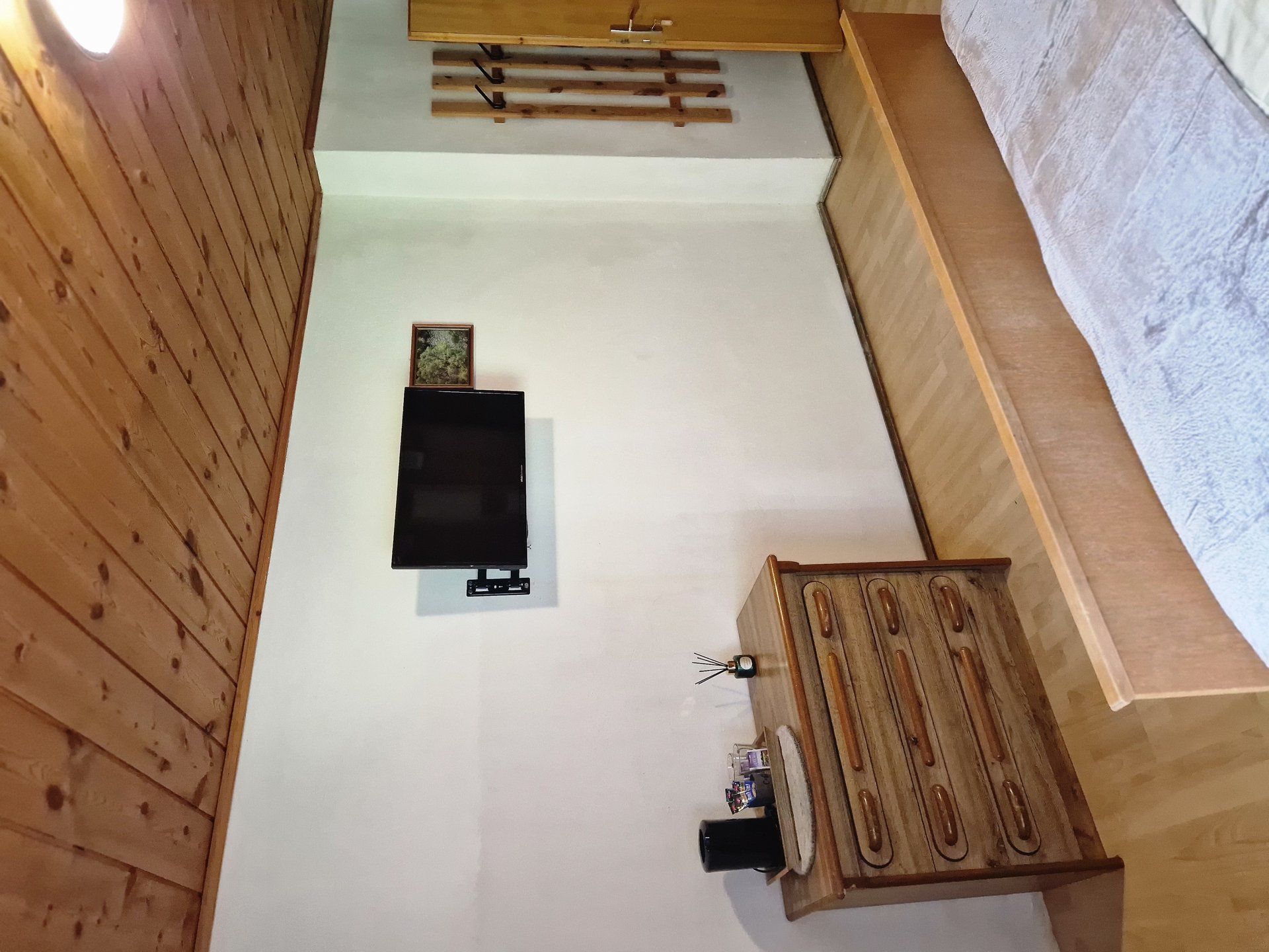 Zaunerhof hotel room - Cozy room with wooden paneling and TV